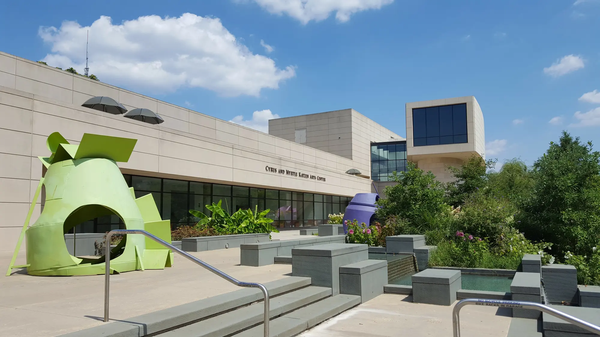 Exterior of the American University Museum at the Katzen Arts Center
